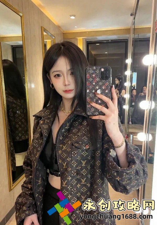 揭秘歐美老奶奶的時尚秘訣：從經典到現(xiàn)代的華麗轉身